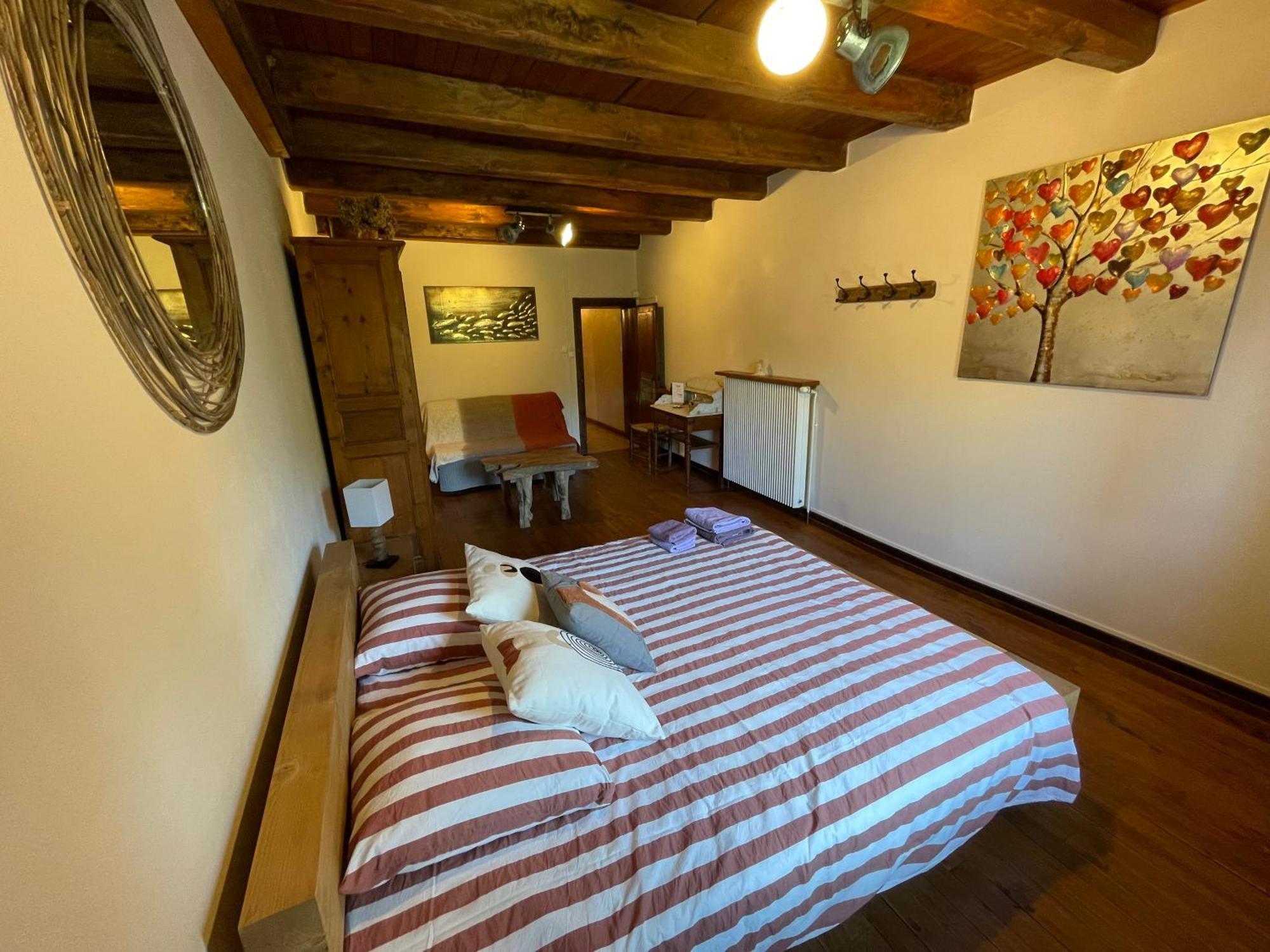 Chambres D'Hotes Avec Entree Privative Au Calme Dans Maison De Village Saint-Jorioz Luaran gambar